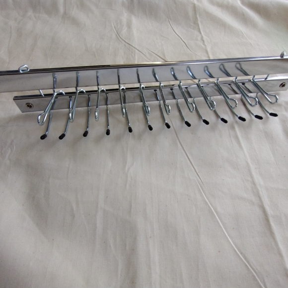 Vintage TY-Master automatic tie rack Chrome necktie holder - Picture 2 of 10